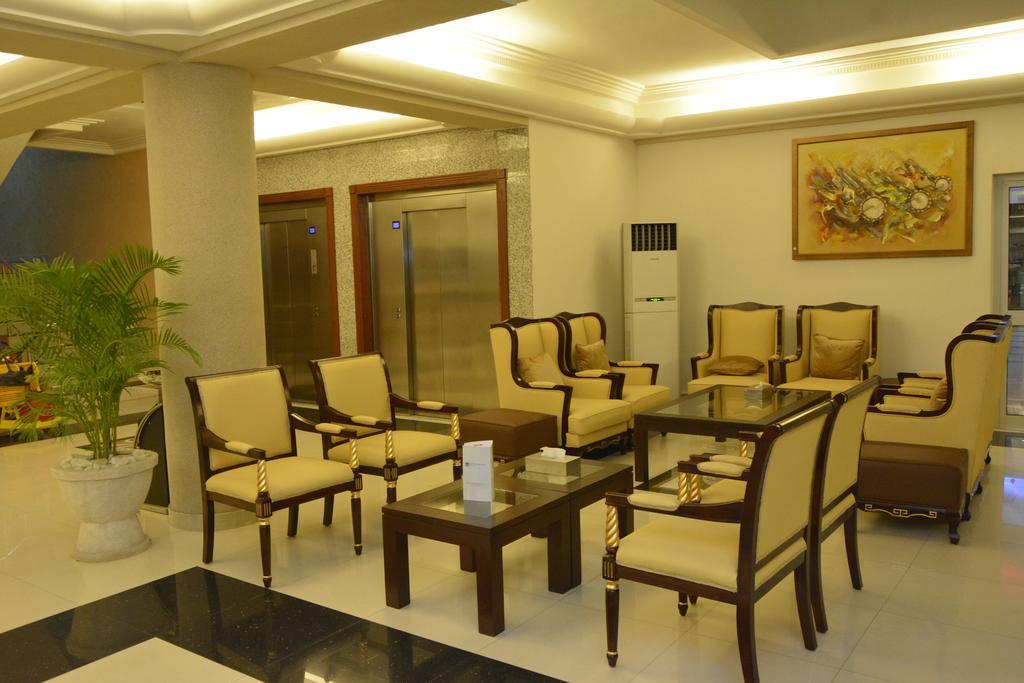 Nobila Airport Hotel Κοτονού Εξωτερικό φωτογραφία