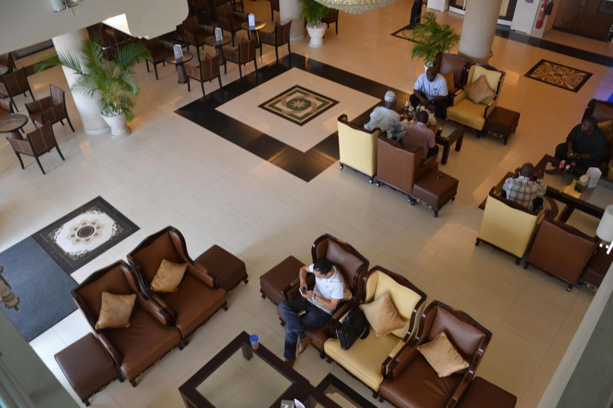 Nobila Airport Hotel Κοτονού Εξωτερικό φωτογραφία